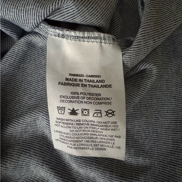 Set of 2 Nike Yoga Strappy Ribbed Tank Tops Blue and Pink Women’s size Medium - Picture 15 of 16